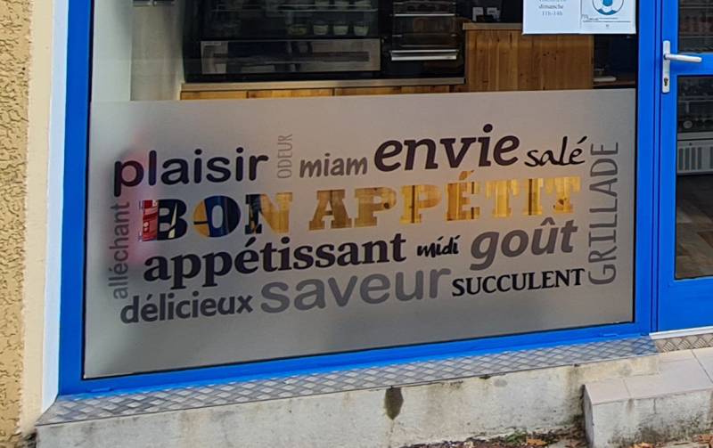 Vitrophanie sur vitrine d'un restaurant sur le Bassin d'Arcachon